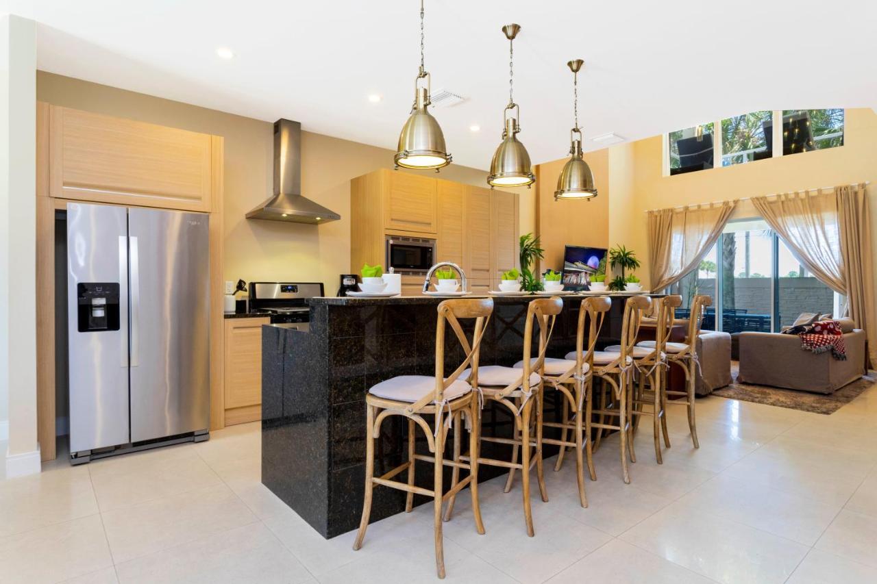 Hébergement de vacances Stunning 4 Bd Close To @ Magic Village 3247 *