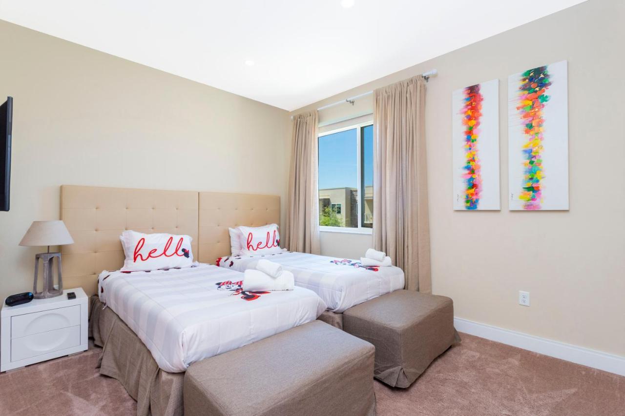 Hébergement de vacances Stunning 4 Bd Close To @ Magic Village 3247 *