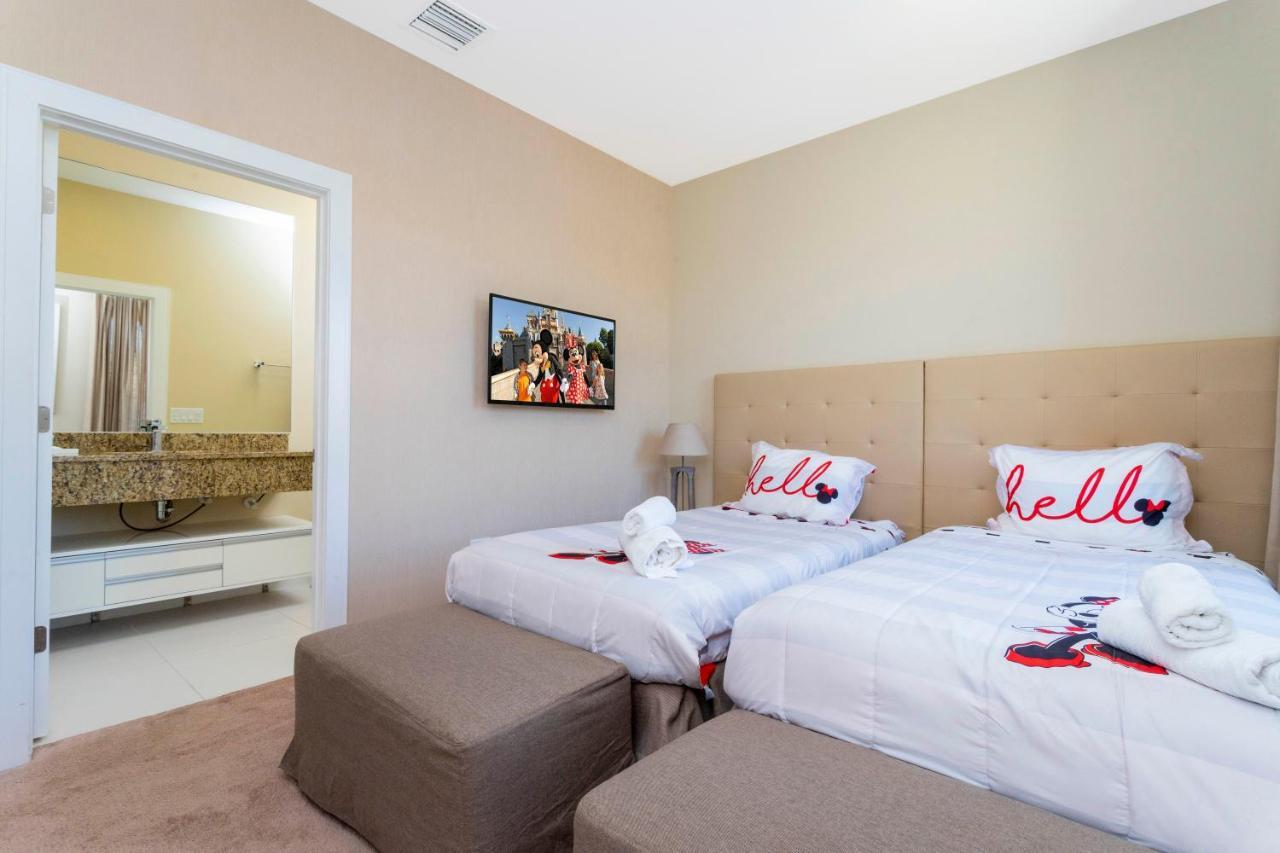 Stunning 4 Bd Close To @ Magic Village 3247 Ferienhaus